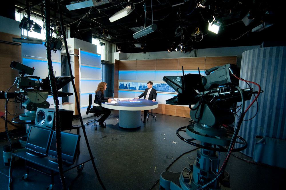 TV studio Kobiety w mediach