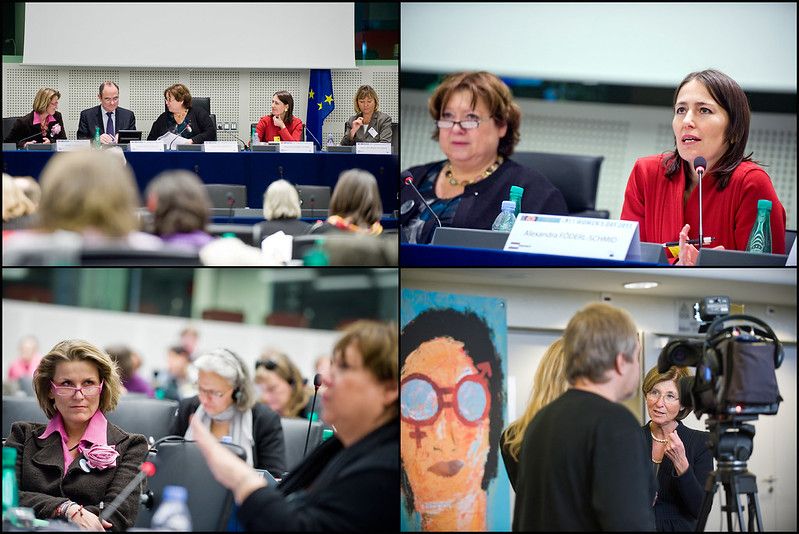 "Women in Leadership" Seminar - discussing different points during and after the seminar Women in leadership