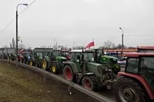 farmers-protest-in-the-outskirts-of-warsaw