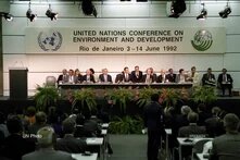 The UN Framework Climate Convention and its implementation after Kyoto & Paris