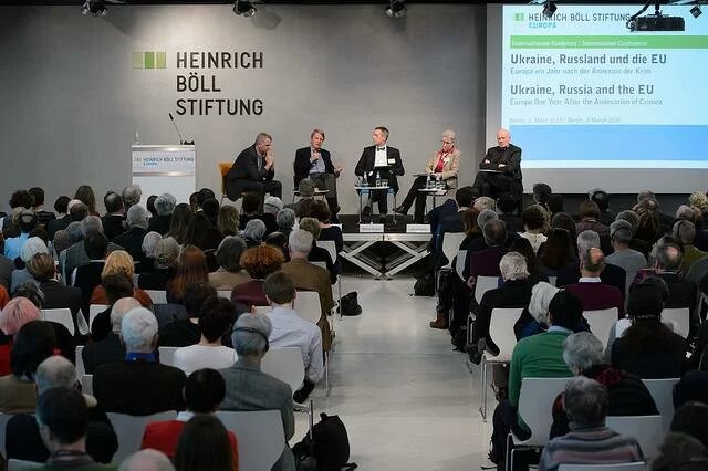Timothy Snyder, Bernard Kouchner, Michajlo Minakow, Lilija Schewzowa, Ralf Fücks