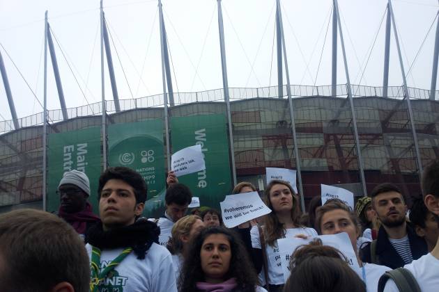 Ci co wyszli i ci co zostali – społeczeństwo obywatelskie na COP 19 Ci co wyszli i ci co zostali – społeczeństwo obywatelskie na COP 19