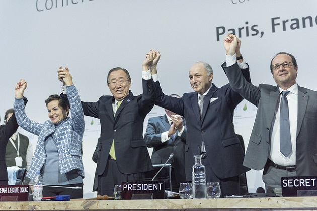 COP 21 - uroczystość zakończenia. Od lewej: Christiana Figueres, Ban Ki-Moon, Laurent Fabius, Francois Hollande COP 21 - uroczystość zakończenia. Od lewej: Christiana Figueres, Ban Ki-Moon, Laurent Fabius, Francois Hollande